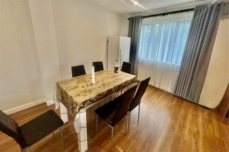 Photo of property in 28 Routley Drive, Glen Eden, Auckland, 0602