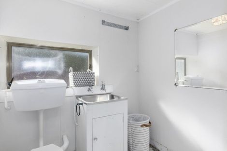 Photo of property in 94 Lord Street, Stokes Valley, Lower Hutt, 5019