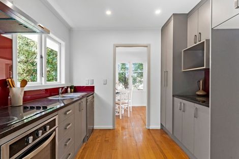 Photo of property in 51 Smythe Road, Henderson, Auckland, 0612