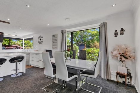 Photo of property in 14 Creese Place, Redwood, Christchurch, 8051