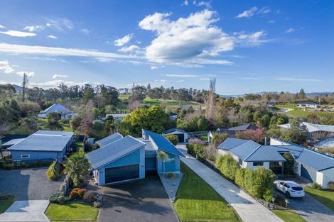 Photo of property in 3 Abbot Avenue, Waipawa, 4210