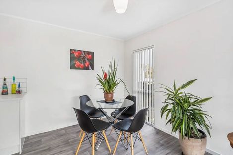 Photo of property in 1/6 Trounson Avenue, Clendon Park, Auckland, 2103