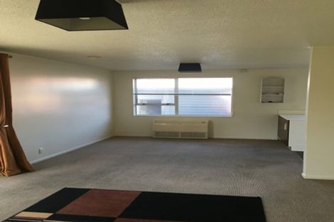 Photo of property in 1/62a Mackenzie Avenue, Woolston, Christchurch, 8023