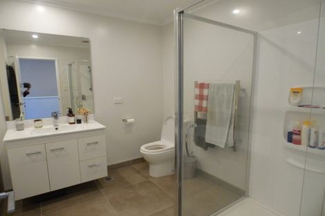 Photo of property in 27 Onekiritea Road, Hobsonville, Auckland, 0616