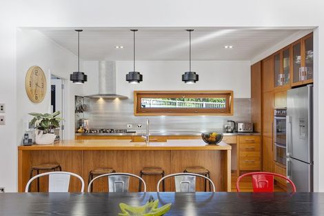 Photo of property in 19r Oceana Drive, Welcome Bay, Tauranga, 3175