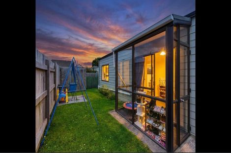 Photo of property in 13c Burns Street, South Dunedin, Dunedin, 9012