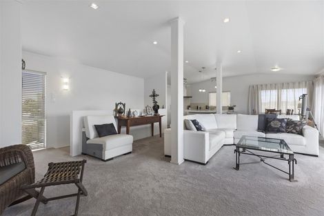 Photo of property in 228a Range Road, Papamoa Beach, Papamoa, 3118
