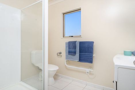 Photo of property in 34 Jadewynn Drive, Massey, Auckland, 0614