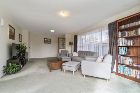 Photo of property in 132 Colwill Road, Massey, Auckland, 0614