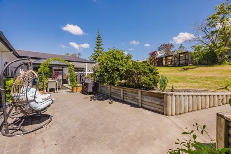 Photo of property in 20 Domain Road, Waipawa, 4210
