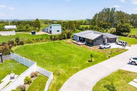 Photo of property in 1 Kahikatea Tree Lane Lane, Waipu, 0510