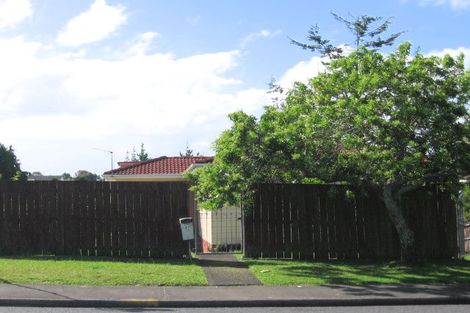 Photo of property in 27 Pisces Road, Glen Eden, Auckland, 0602