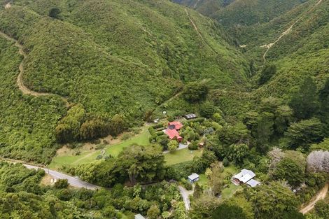 Photo of property in 287 South Karori Road, Karori, Wellington, 6012