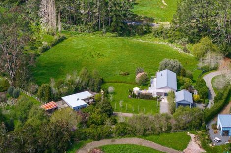 Photo of property in 2 Valley Road, Waitoki, Kaukapakapa, 0871