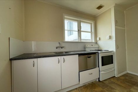 Photo of property in 22 Pearce Crescent, Taita, Lower Hutt, 5011