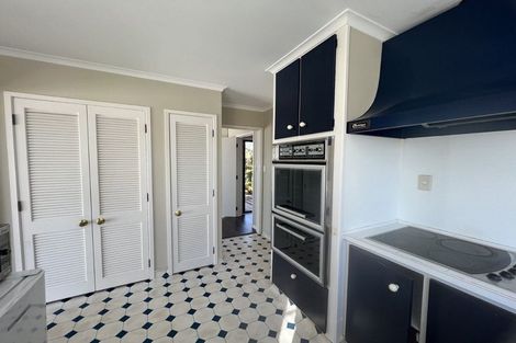 Photo of property in 1/26 East Coast Road, Milford, Auckland, 0620