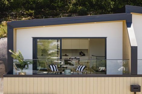 Photo of property in 111 Tiketike Way, Brooklyn, Wellington, 6021