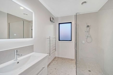 Photo of property in 2/557 Cranford Street, Papanui, Christchurch, 8052
