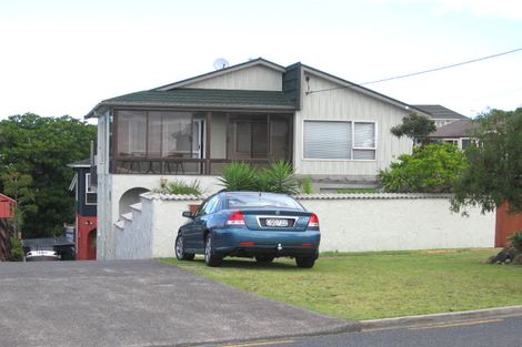 Photo of property in 1/34 Kowhai Road, Campbells Bay, Auckland, 0630
