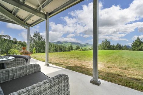 Photo of property in 1040 Kahuranaki Road, Kahuranaki, Havelock North, 4295