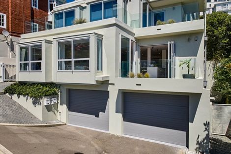 Photo of property in 1/16 Oriental Terrace, Oriental Bay, Wellington, 6011