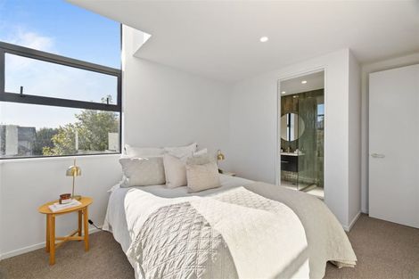 Photo of property in 1/90 Browns Road, St Albans, Christchurch, 8014