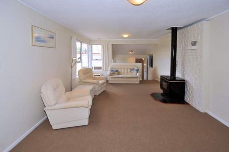 Photo of property in 246 Lonely Track Road, Dairy Flat, 0632