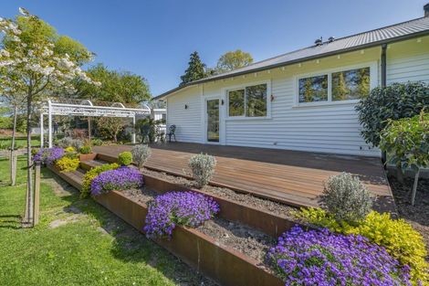 Photo of property in 2121 Old West Coast Road, Kirwee, Christchurch, 7671