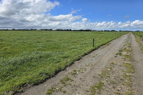 Photo of property in 189 Namu Road, Opunake, 4681