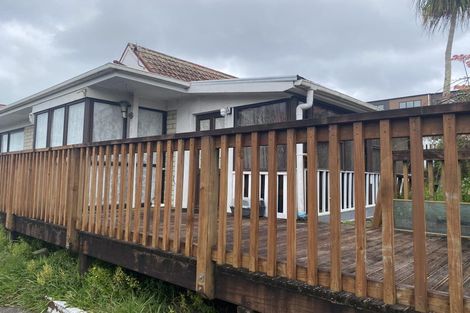Photo of property in 1/56 Highland Park Drive, Highland Park, Auckland, 2010