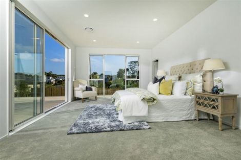 Photo of property in 17 Princes Street, Riverhead, 0820