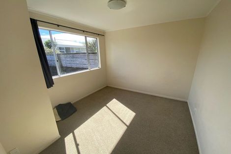 Photo of property in 54 Churton Drive, Churton Park, Wellington, 6037