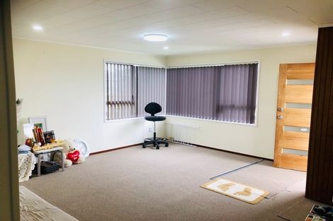 Photo of property in 1 Ferndown Avenue, Papatoetoe, Auckland, 2025