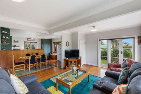 Photo of property in 5 Pacific Street, Waiuku, 2123