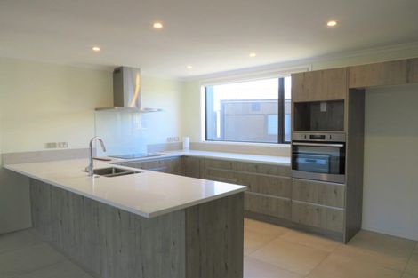 Photo of property in 465 Hobsonville Road, Hobsonville, Auckland, 0616