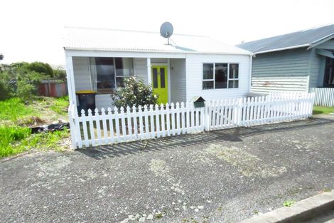 Photo of property in 5 Fonblanque Street, Westport, 7825