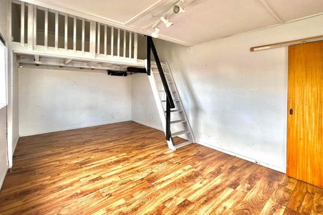 Photo of property in 28 Mellsop Avenue, Waiuku, 2123