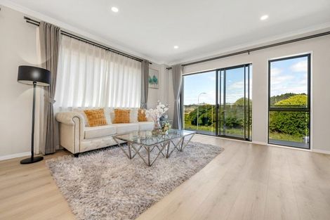 Photo of property in 58 Elevation Street, Flat Bush, Auckland, 2019