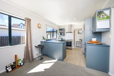 Photo of property in 32 Somerset Crescent, Highbury, Palmerston North, 4412