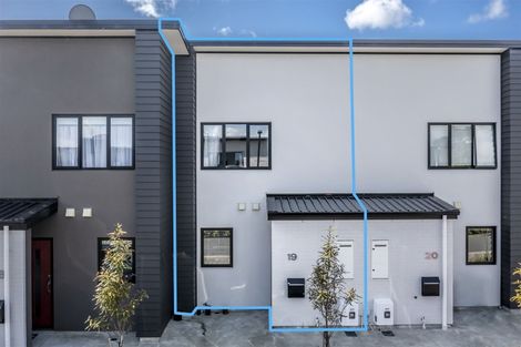 Photo of property in 19/9u Surrey Street, Tawa, Wellington, 5028