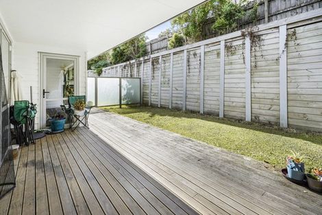 Photo of property in 50u4 Banbury Crescent, Fairfield, Hamilton, 3214