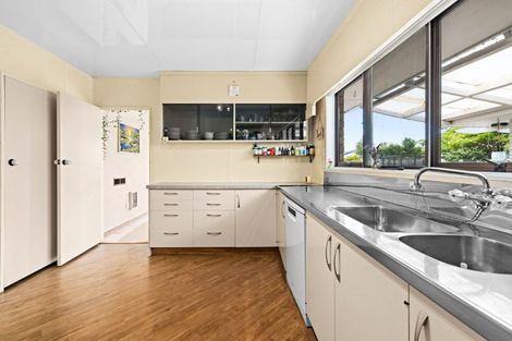Photo of property in 34 Hammond Road, Taradale, Napier, 4112