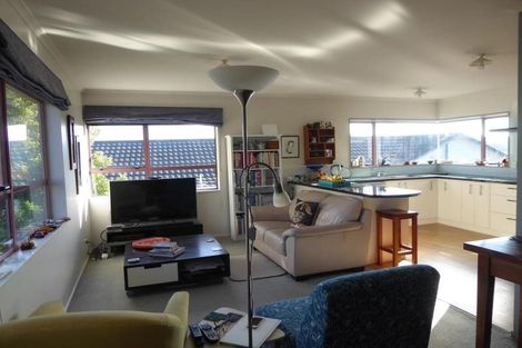 Photo of property in 22 Pelorous Street, Paparangi, Wellington, 6037