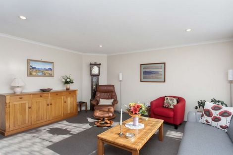Photo of property in 3 Reeves Road, Rangiora, 7400