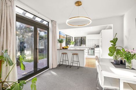 Photo of property in 2 Royal Elm Lane, Bryndwr, Christchurch, 8053