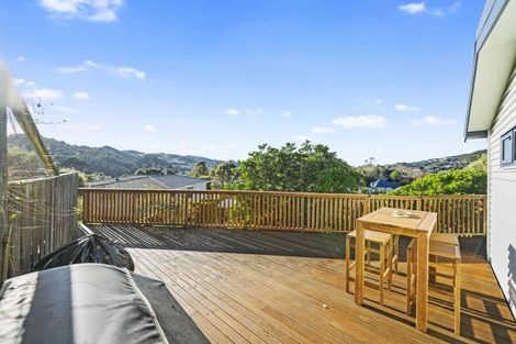 Photo of property in 65a Thurleigh Grove, Karori, Wellington, 6012