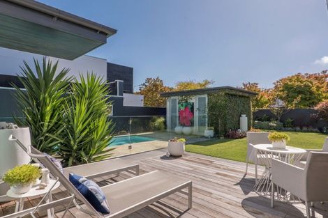 Photo of property in 10 Royds Street, Fendalton, Christchurch, 8014