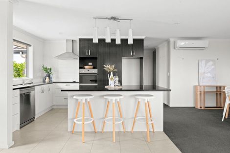 Photo of property in 2 Jack Rise, Grandview Heights, Hamilton, 3200
