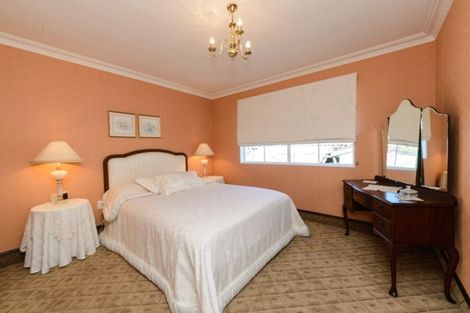 Photo of property in 40-42 Waikawa Road, Picton, 7220