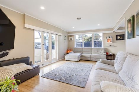 Photo of property in 36 Stanley Road, Glenfield, Auckland, 0629